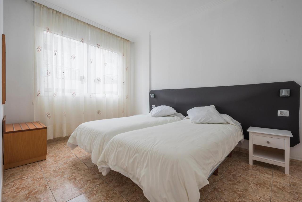 Eurosant Playas Apartment Плая де Сан Хуан Екстериор снимка