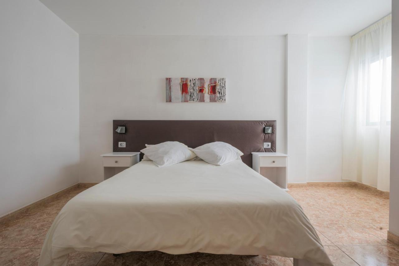 Eurosant Playas Apartment Плая де Сан Хуан Екстериор снимка