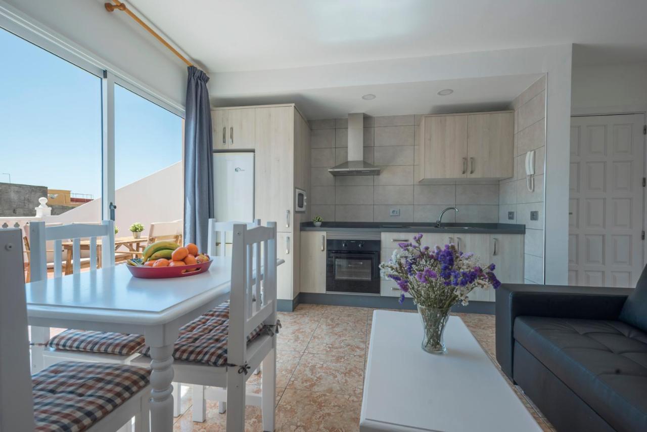 Eurosant Playas Apartment Плая де Сан Хуан Екстериор снимка